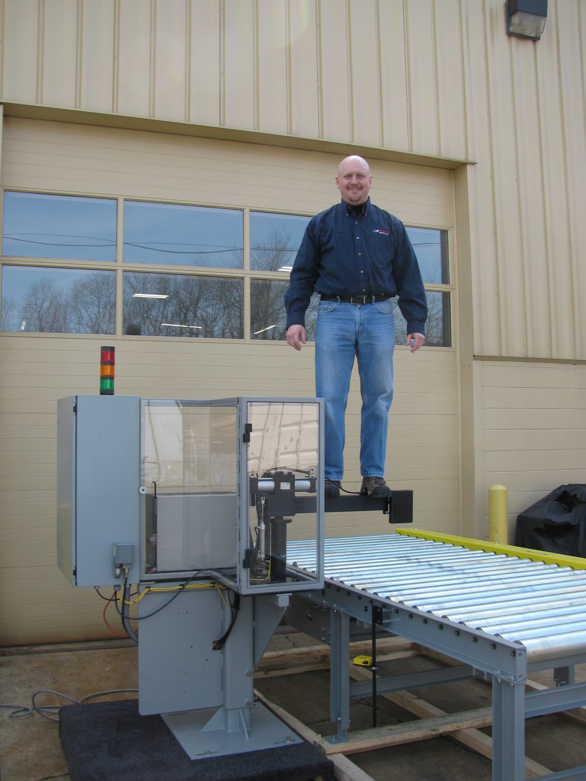 IMG_4329 Two-Sided Pallet Label Applicator